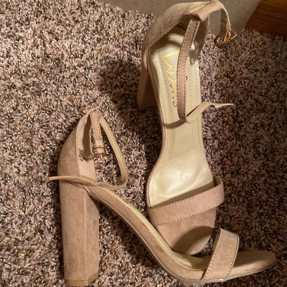 Lulus nude high heels